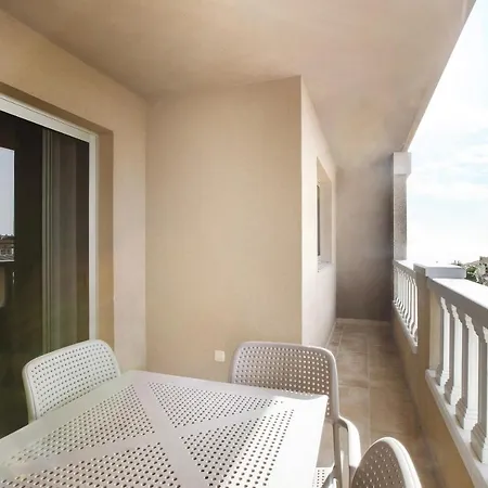 Apartment La Perla D23 En El Medano (Tenerife)